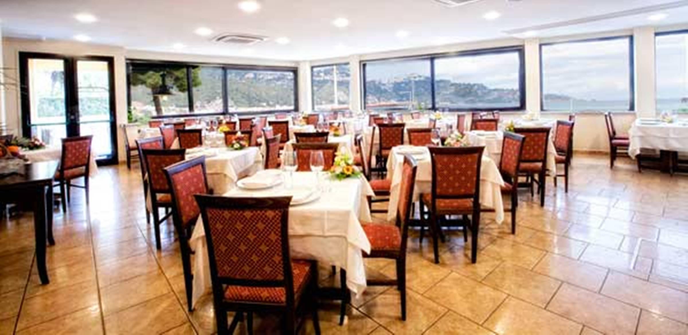Hotel Sabbie D'Oro Giardini Naxos Eksteriør billede