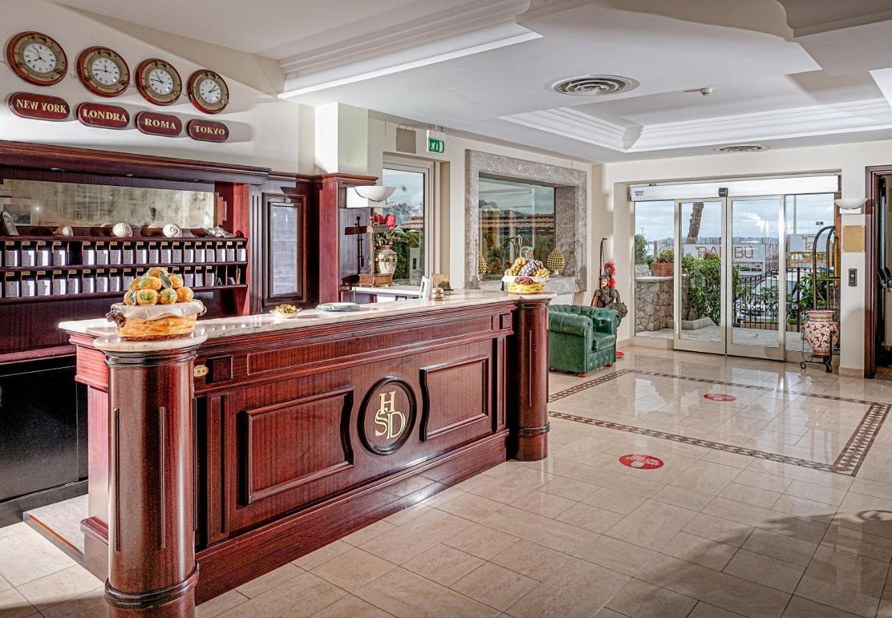 Hotel Sabbie D'Oro Giardini Naxos Eksteriør billede