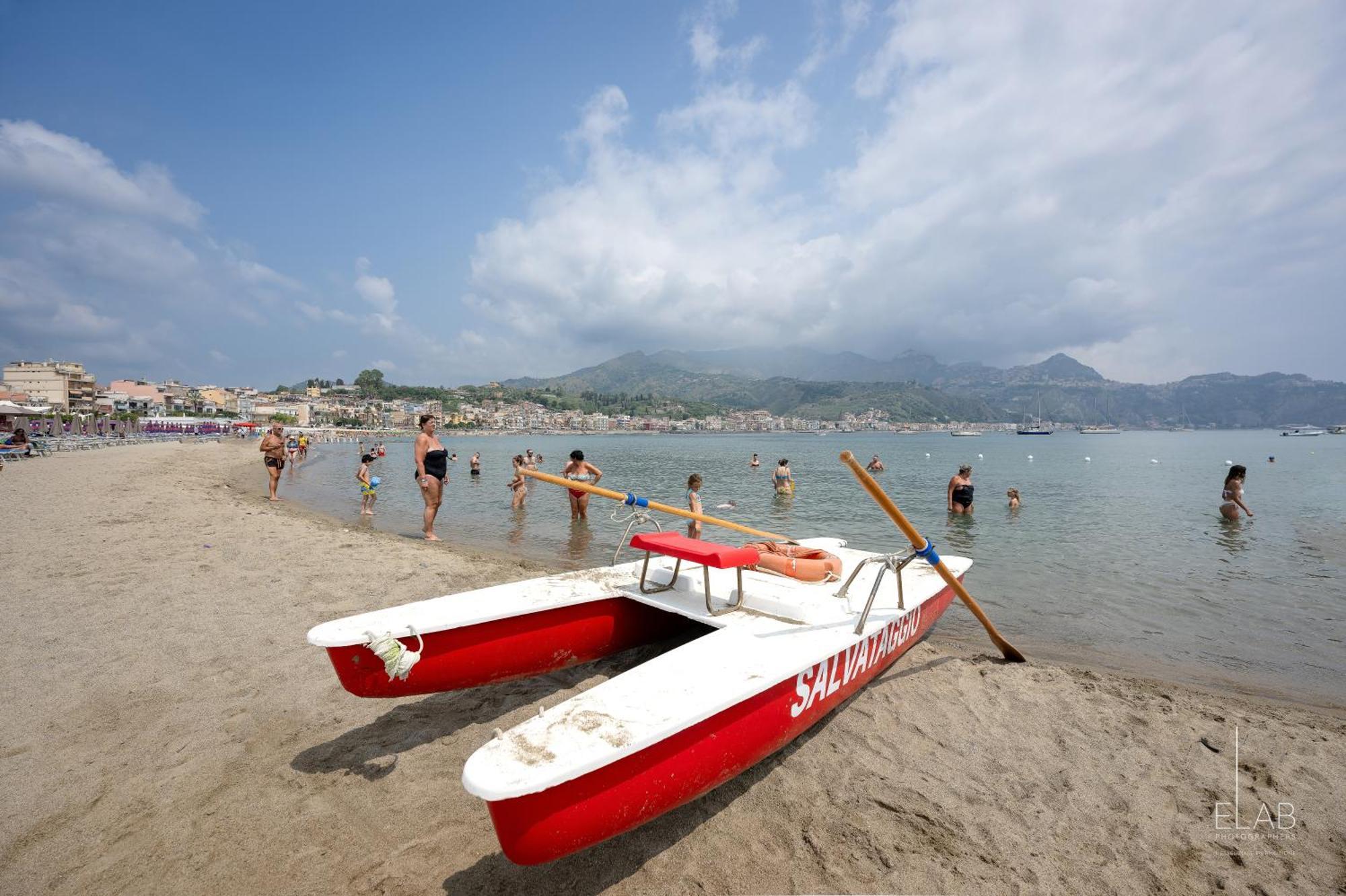 Hotel Sabbie D'Oro Giardini Naxos Eksteriør billede