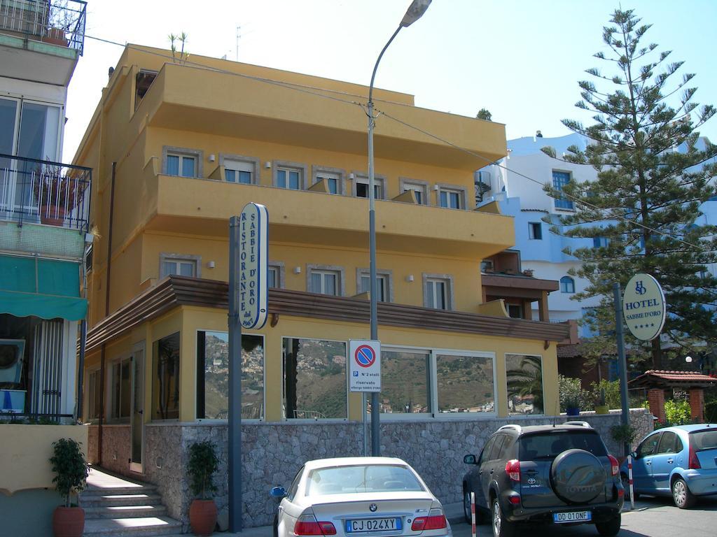 Hotel Sabbie D'Oro Giardini Naxos Eksteriør billede
